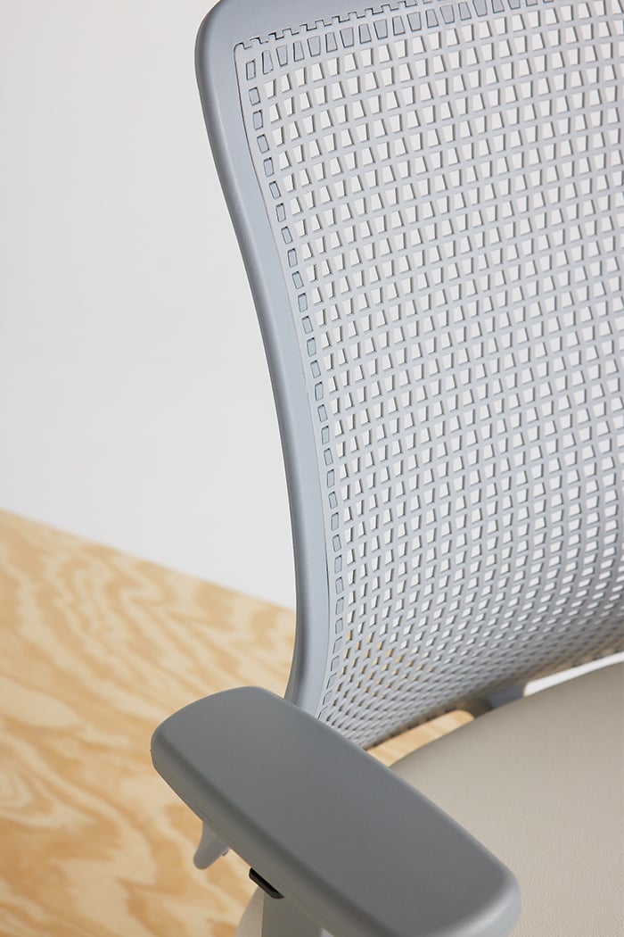 genie-flex-grey-close-up