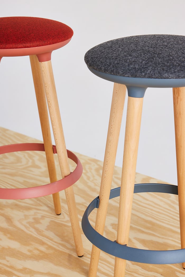 joi-high-stools-red-anthracite