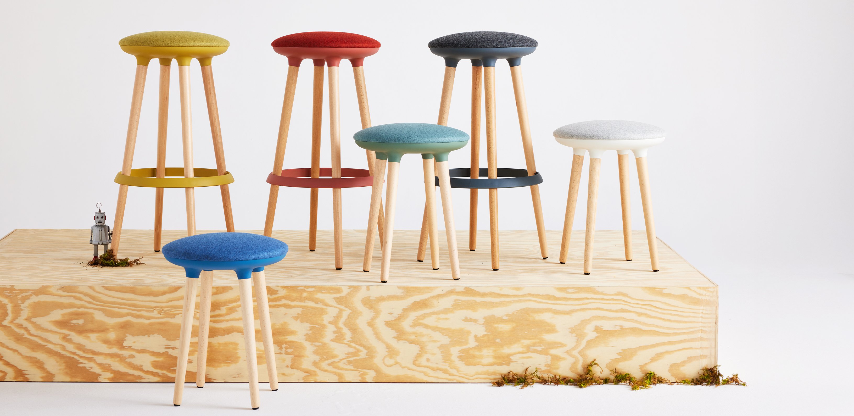 Joí Stools: A Colorful Fusion of Design & Comfort