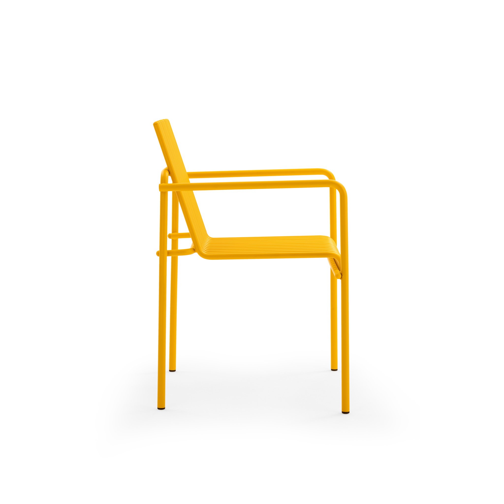 chair-with-arms-yellow-side