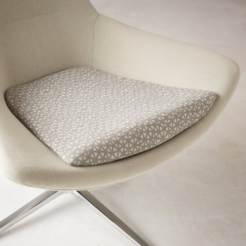 close-up-astro-seat