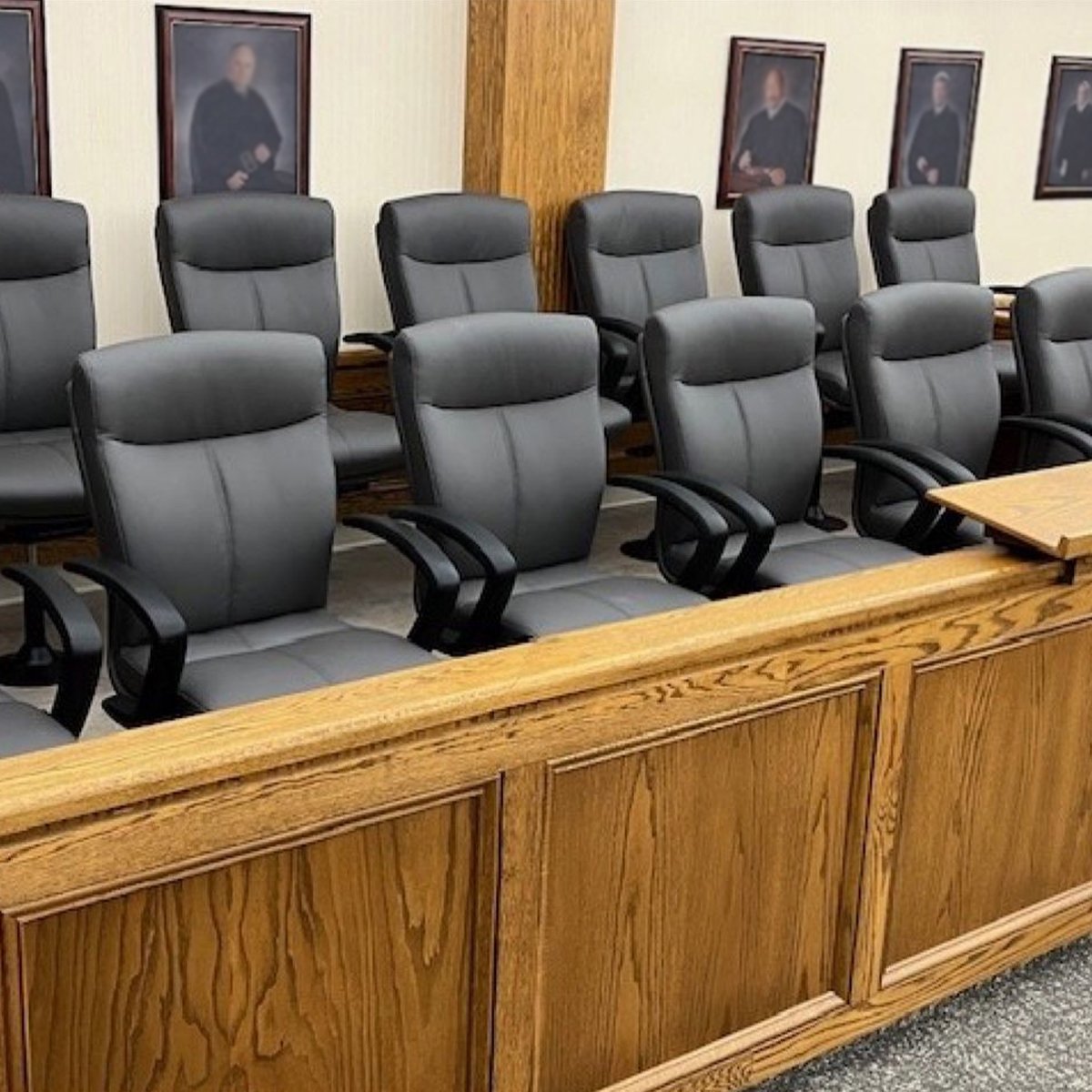 carmel-jury-seating