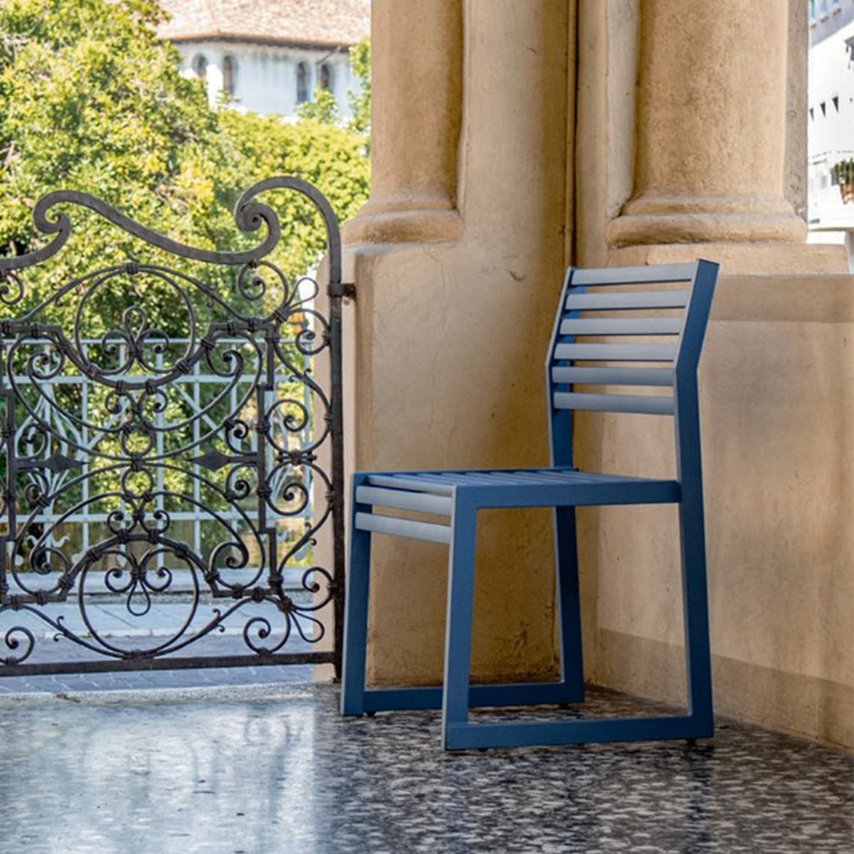 cortina-small-bench-with-backrest-in-italy