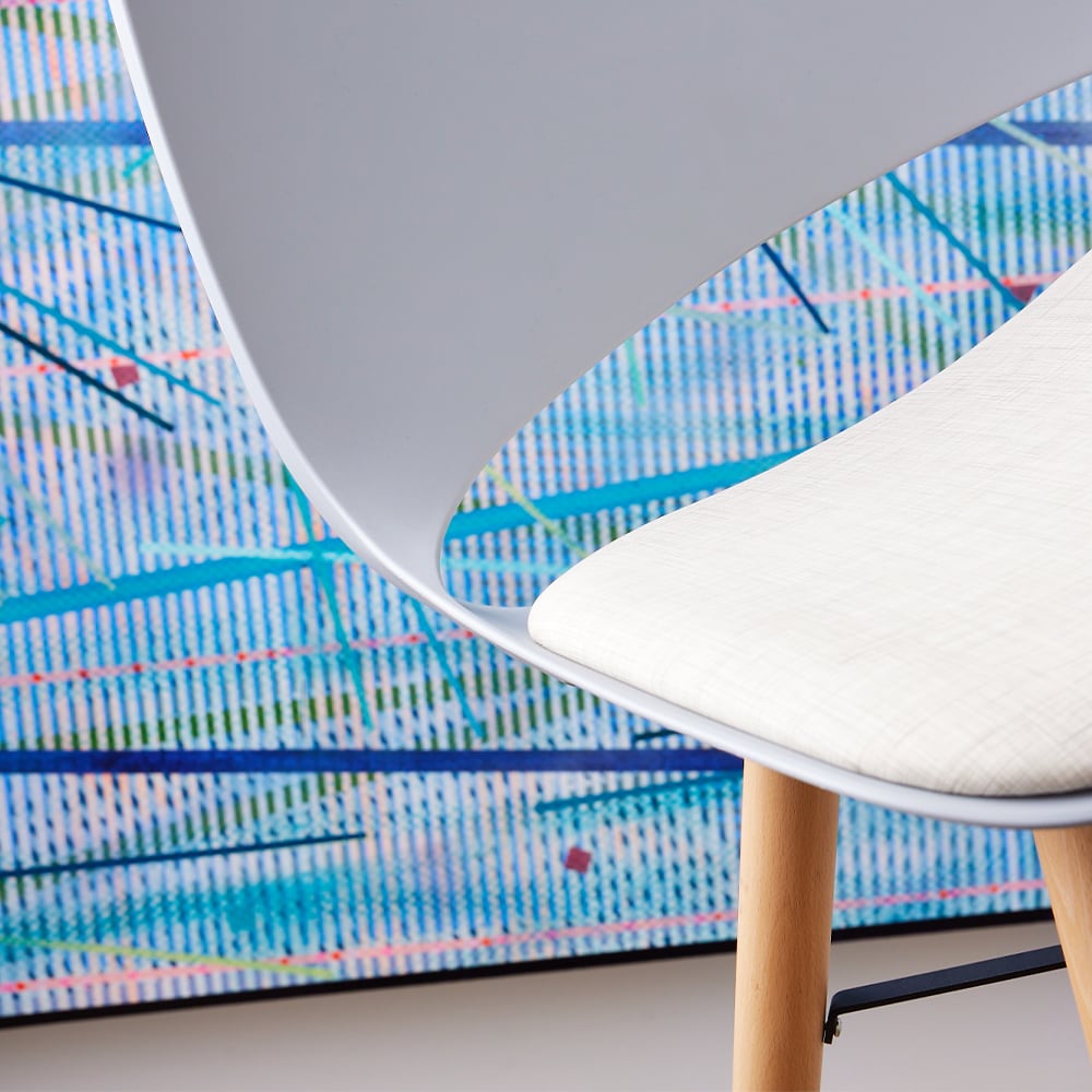 eclipse-grey-shell-close-up-with-upholstered-seat