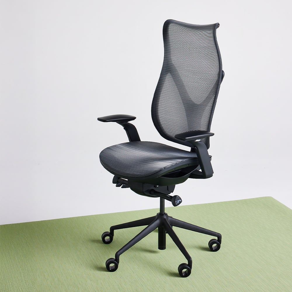 onda-high-back-black-framework-black-mesh-front45
