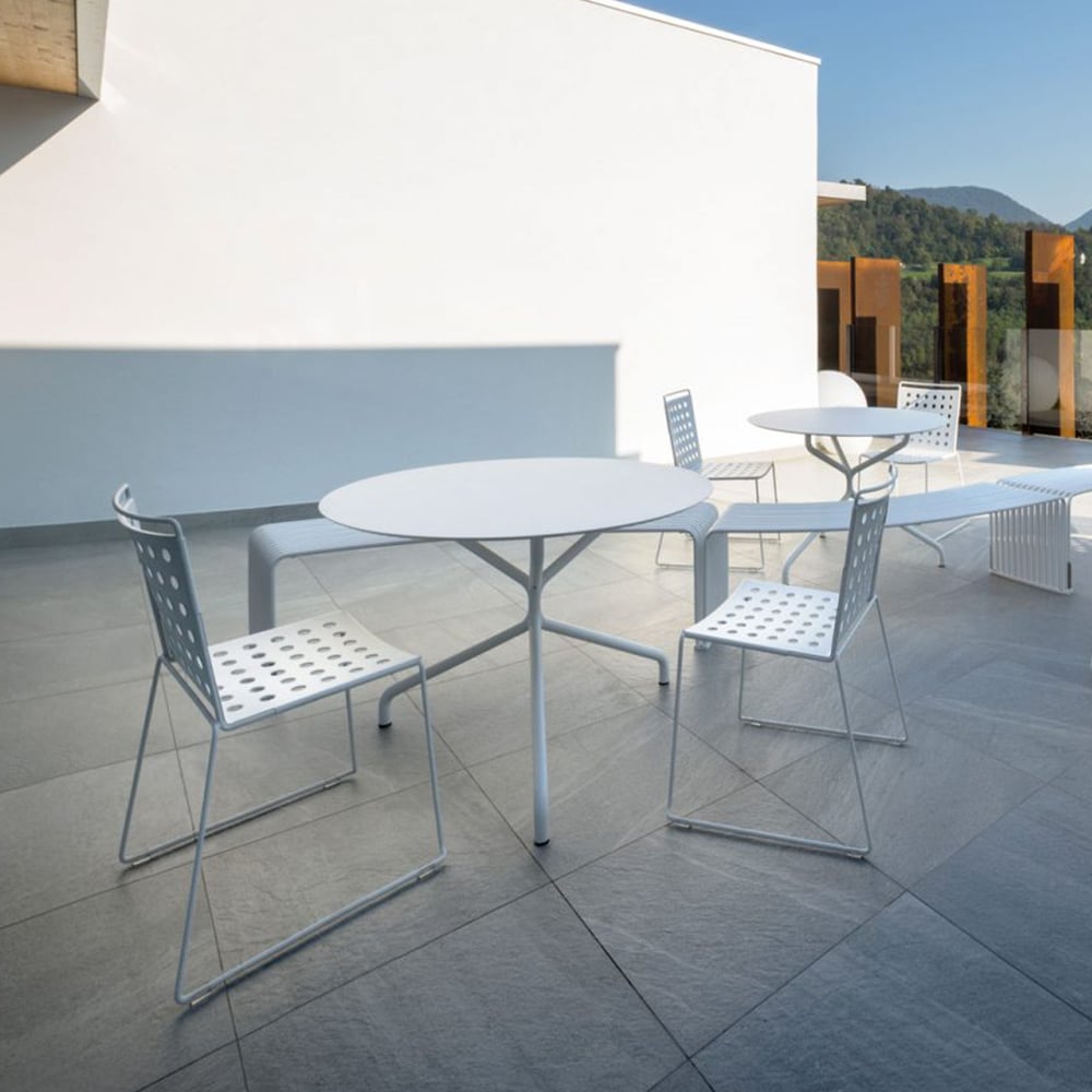 splash-air-white-poly-outdoor