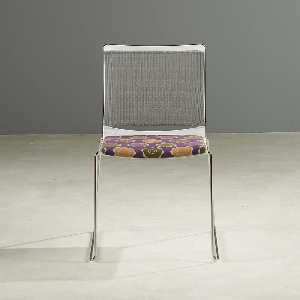 splash-mesh-back-grey-with-patterned-seat