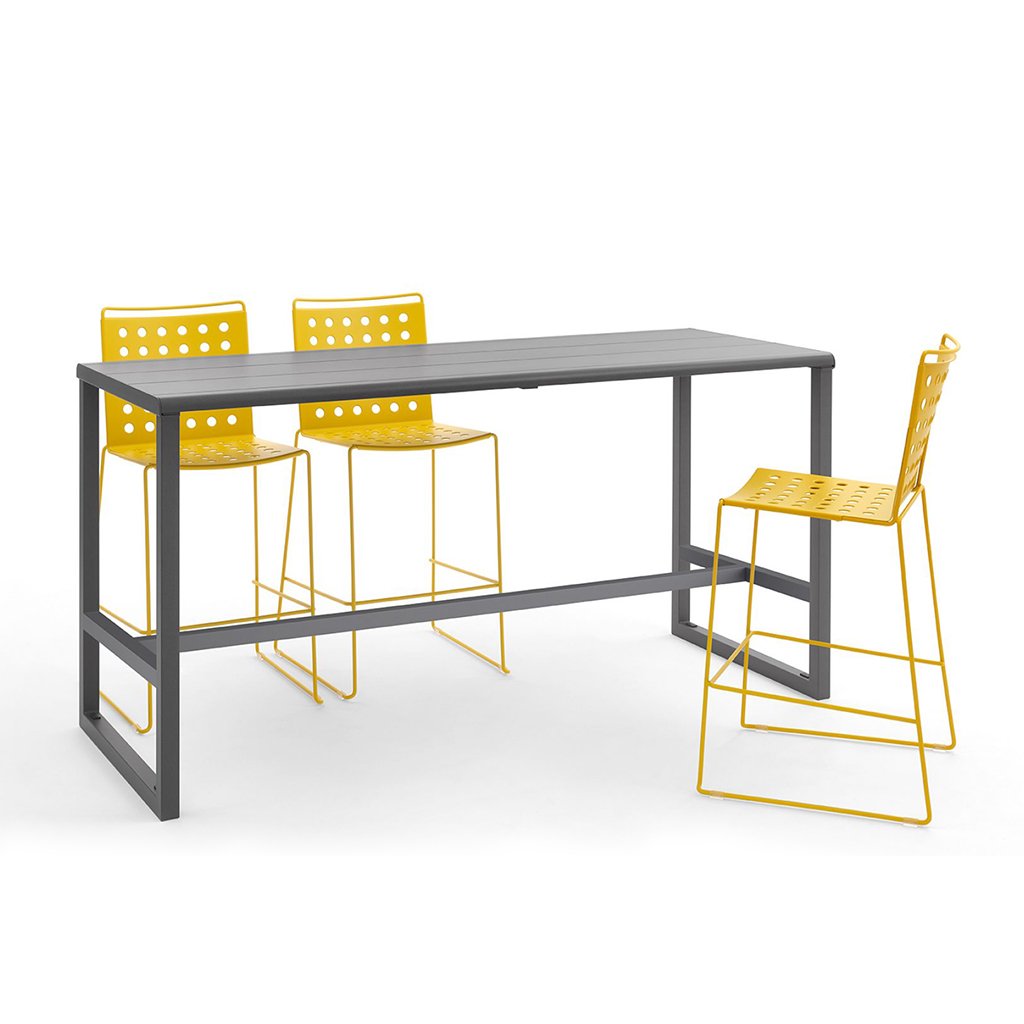 tahoe-free-standing-bar-table-splash-air-stool