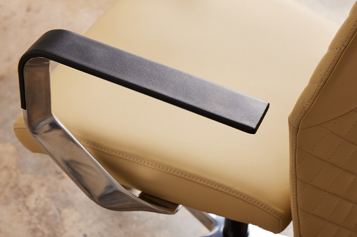 proform-diamond-cantilever-arm-close-up